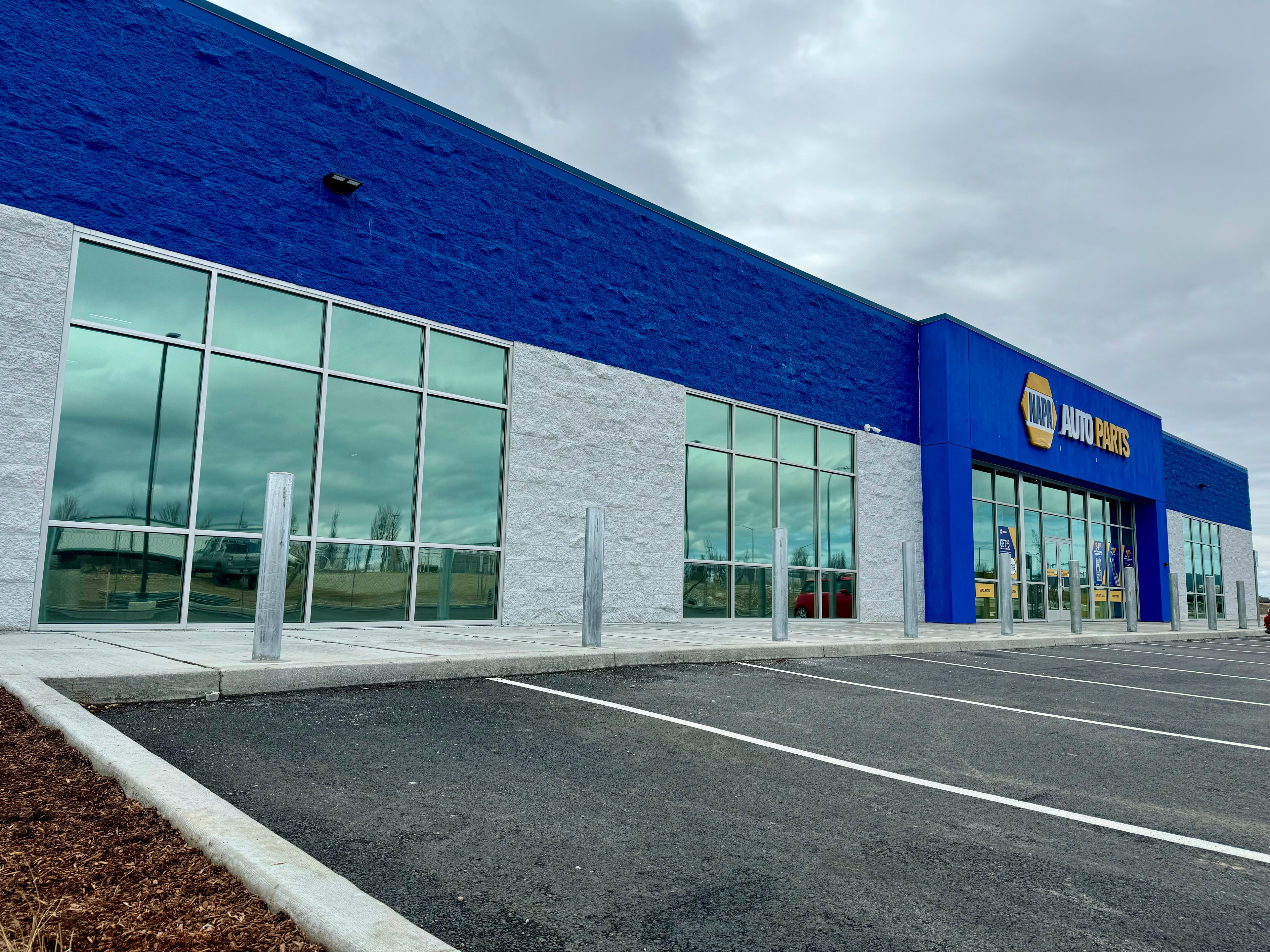 NAPA Auto Parts storefront – commercial window film